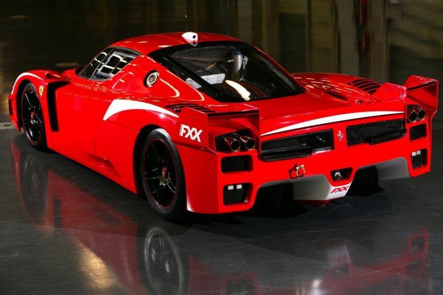  Ferrari FXX Evoluzione 2008 года  (фото 2 из 3)
